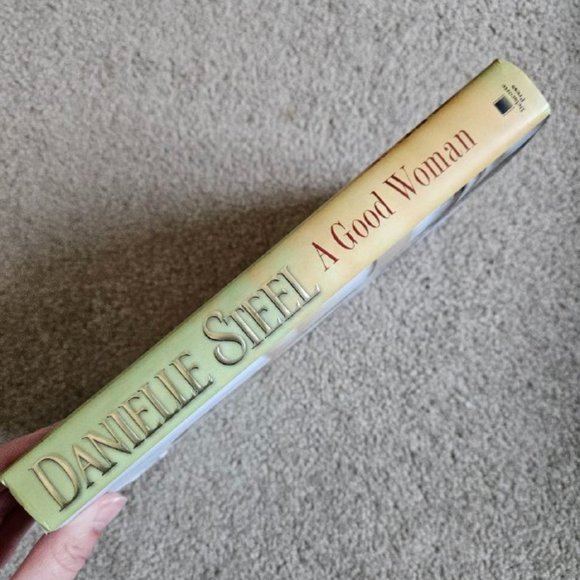 4/$25 A Good Woman by Danielle Steel - Hardcover - Picture 3 of 5